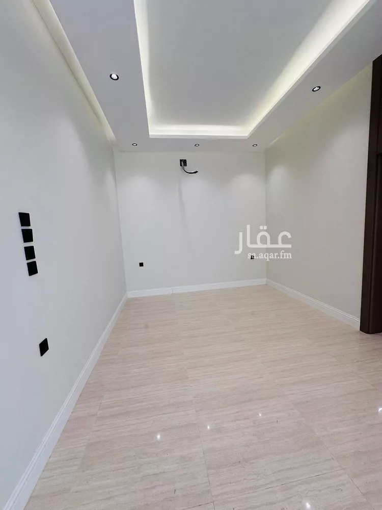 شقة للبيع في شارع خلف بن هدهد, حي العارض, مدينة الرياض, منطقة الرياض صورة 2