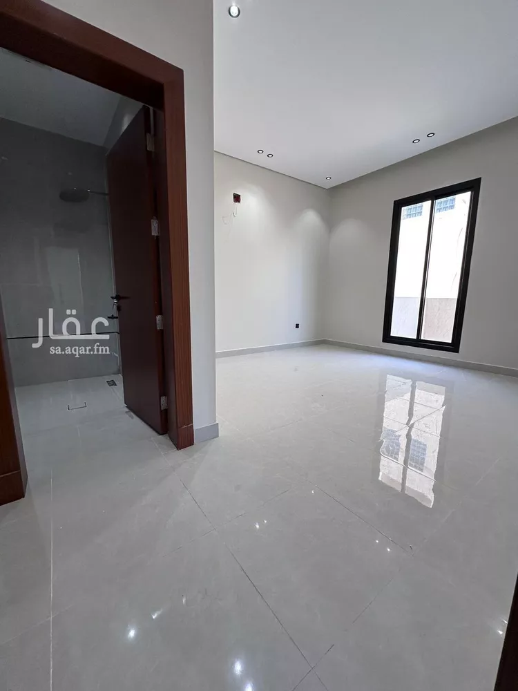 دور للبيع في شارع عبدالعزيز العباسي, حي الملك فيصل, مدينة الرياض, منطقة الرياض صورة 4