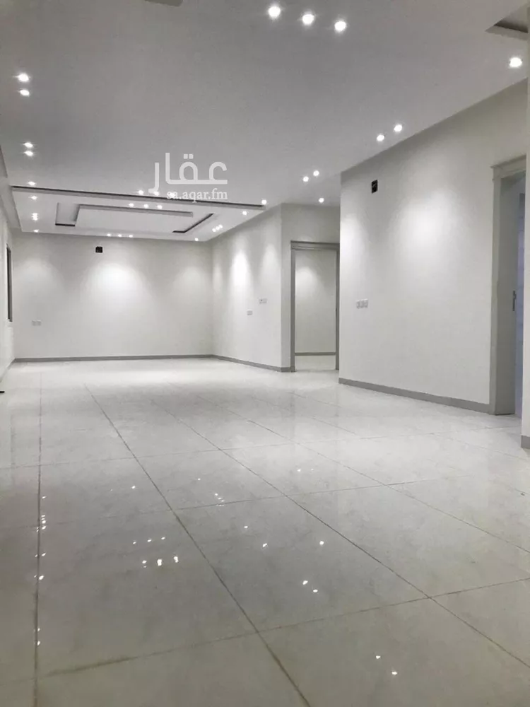 فيلا للبيع في شارع طلال بن جبر, حي النهضة, مدينة الرياض, منطقة الرياض 11