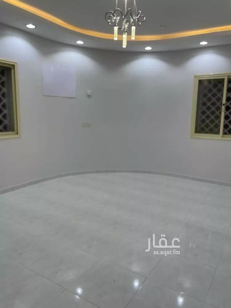 شقة للبيع في شارع عبدالله ابن عقلمة ، ذات الحلي ، رجال المع