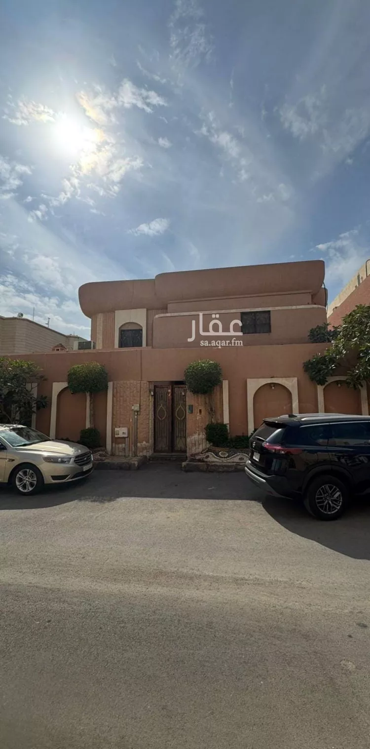 فيلا للبيع في شارع ابن رستم, حي الروضة, مدينة الرياض, منطقة الرياض