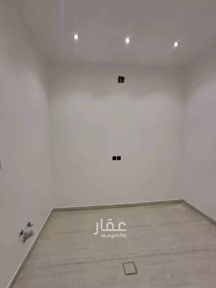 دور للبيع في شارع عمر بن قيس, حي طويق, مدينة الرياض, منطقة الرياض صورة 4