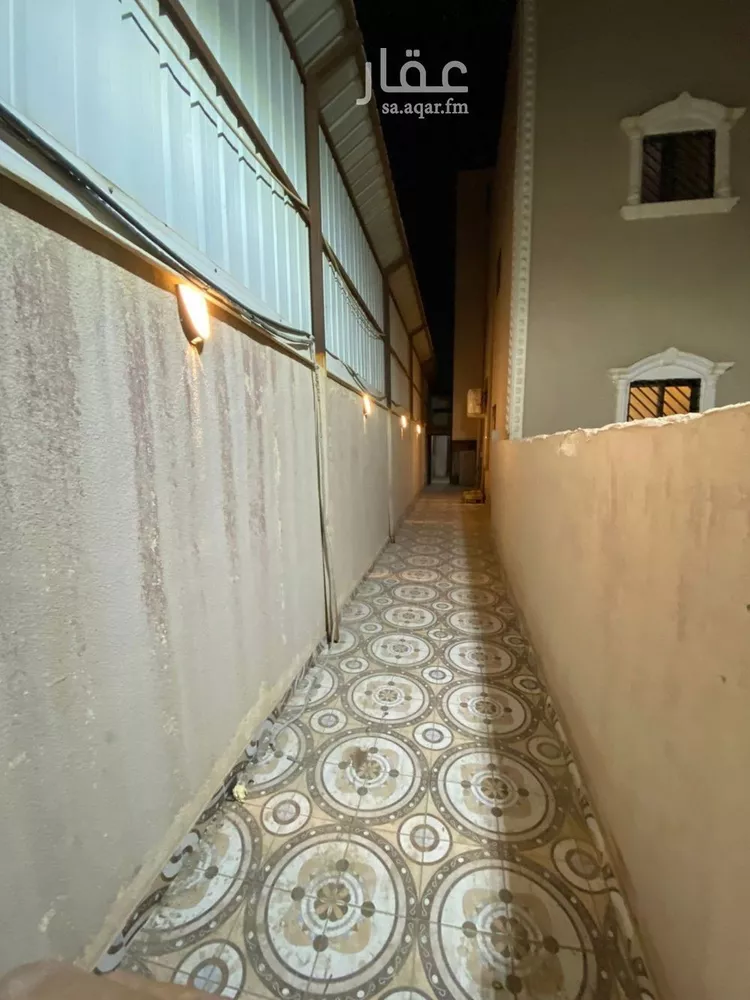 فيلا للبيع في شارع الدفاع, حي إشبيلية, مدينة الرياض, منطقة الرياض صورة 5