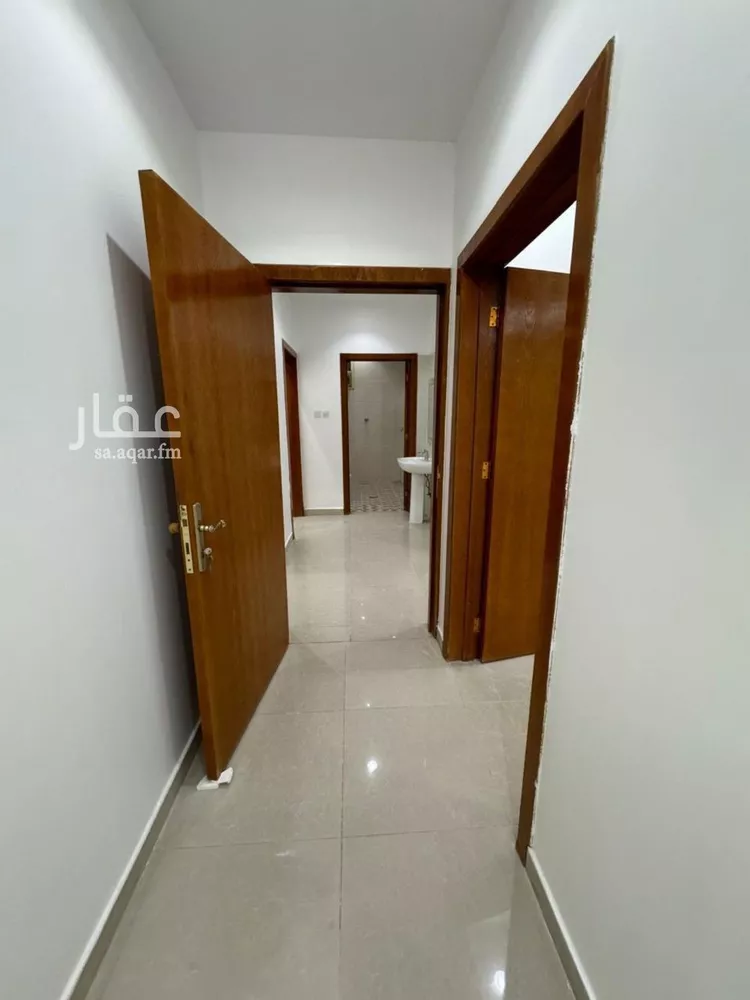 شقة للإيجار في شارع رقم 318, حي ظهرة لبن, مدينة الرياض, منطقة الرياض
