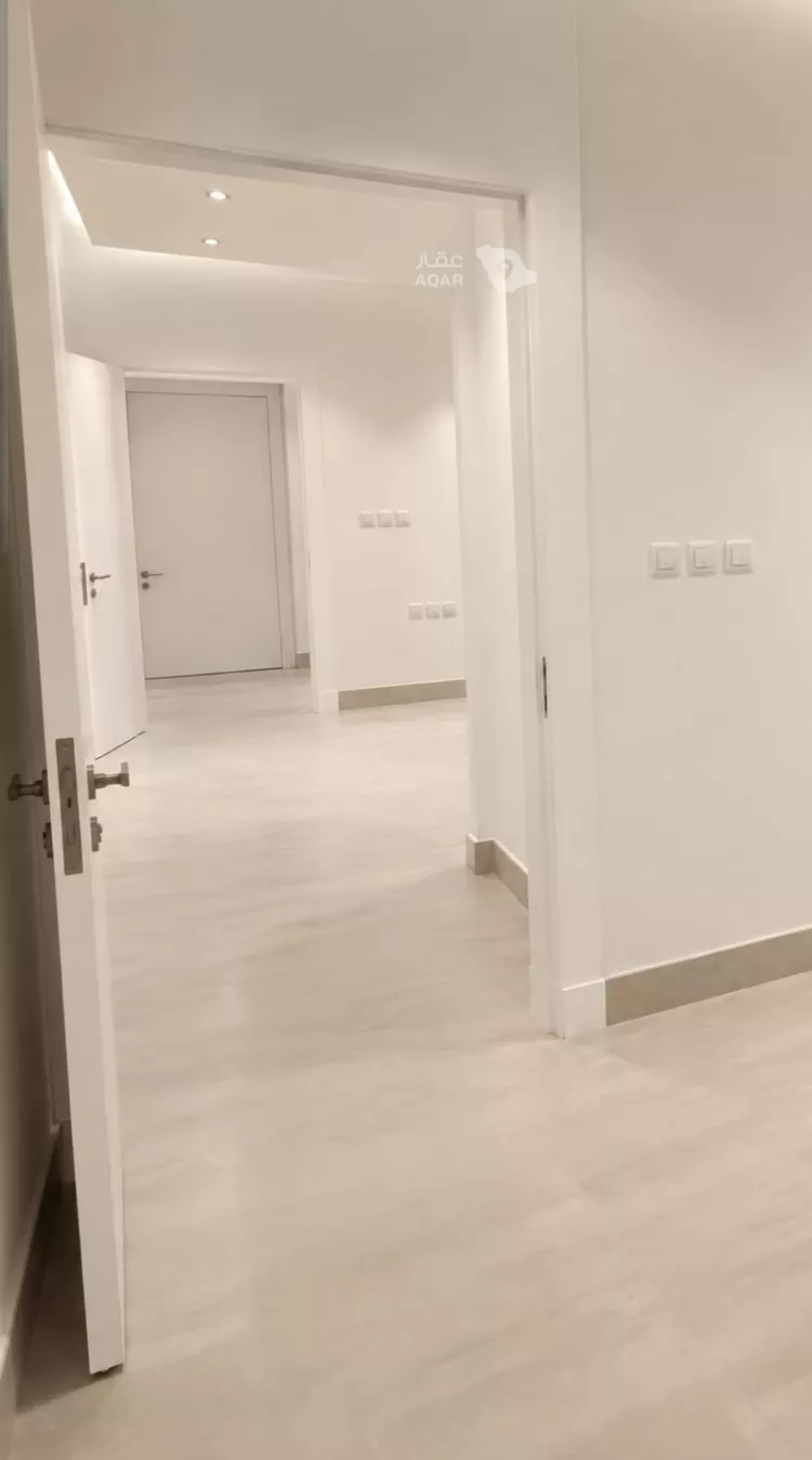شقة للإيجار في شارع عبدالله بن أبي البركات, حي عكاظ, مدينة الرياض, منطقة الرياض