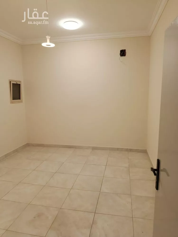 شقة للإيجار في شارع ابن المظفر الحاتمي, حي العزيزية, مدينة الرياض, منطقة الرياض 10