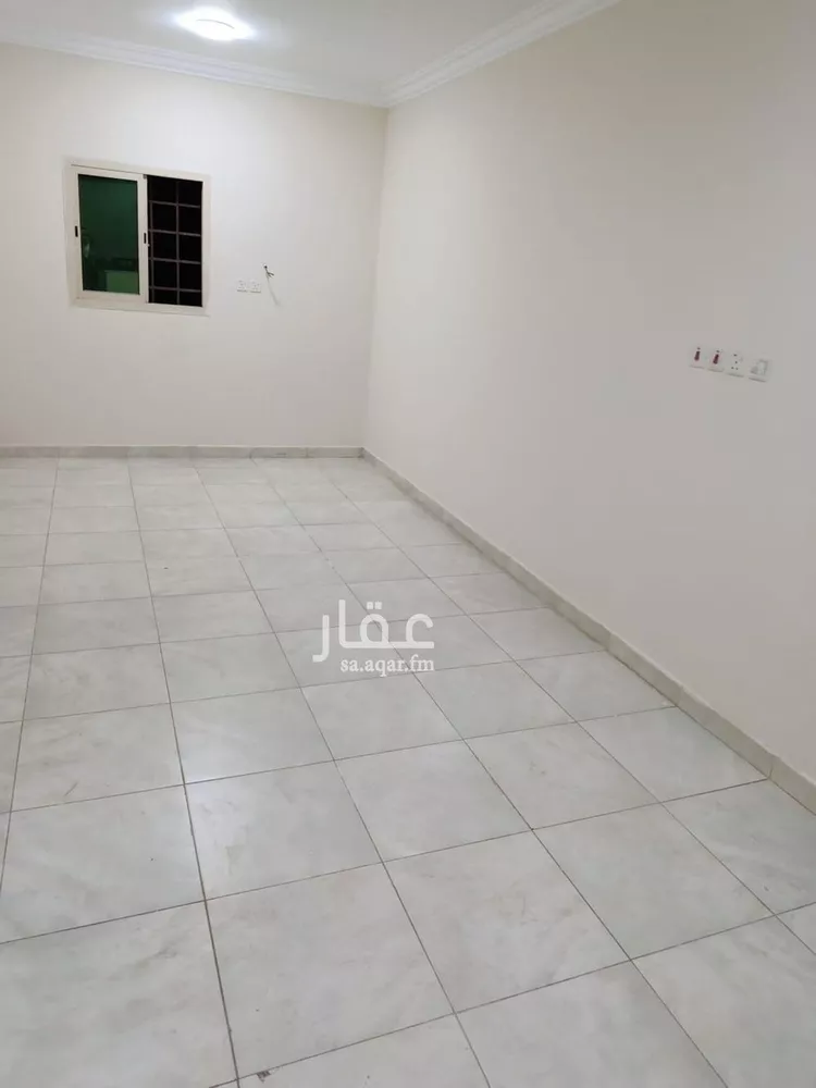 شقة للإيجار في شارع ابن المظفر الحاتمي, حي العزيزية, مدينة الرياض, منطقة الرياض صورة 2