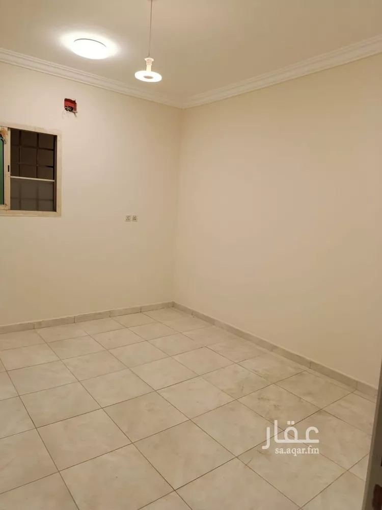 شقة للإيجار في شارع ابن المظفر الحاتمي, حي العزيزية, مدينة الرياض, منطقة الرياض 9