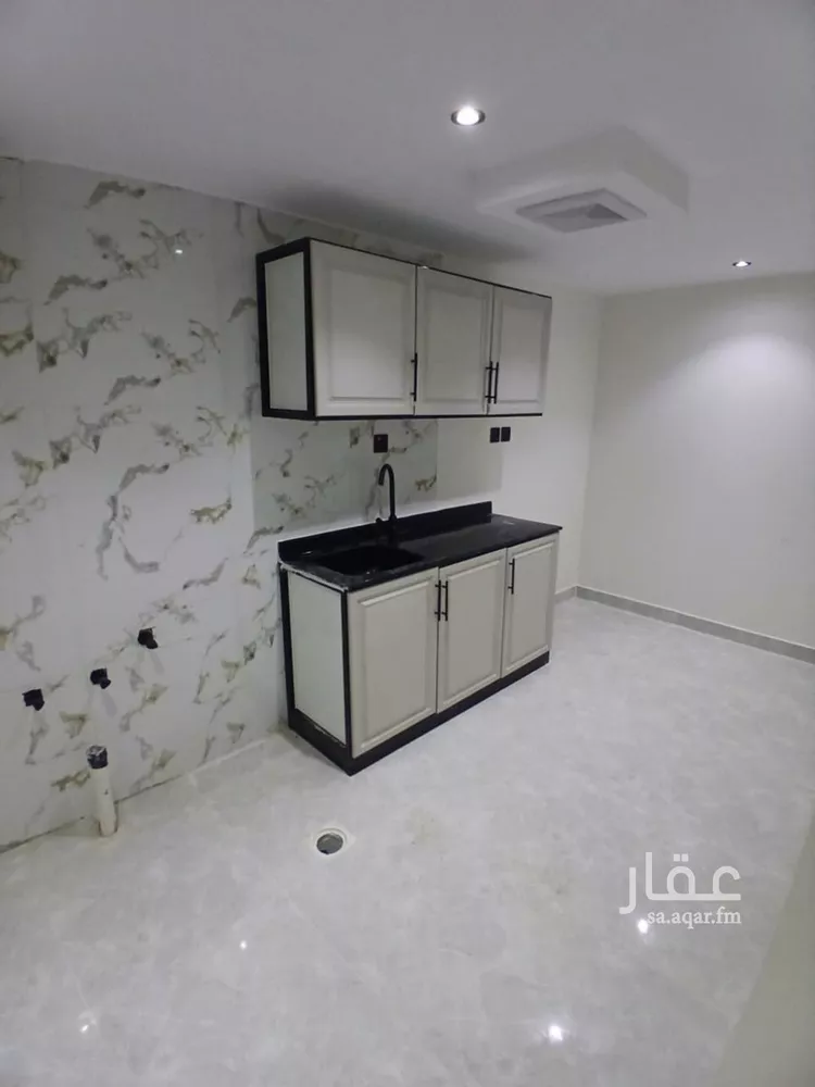شقة للإيجار في شارع عبدالمحسن السعدون, حي المروج, مدينة الرياض, منطقة الرياض 6
