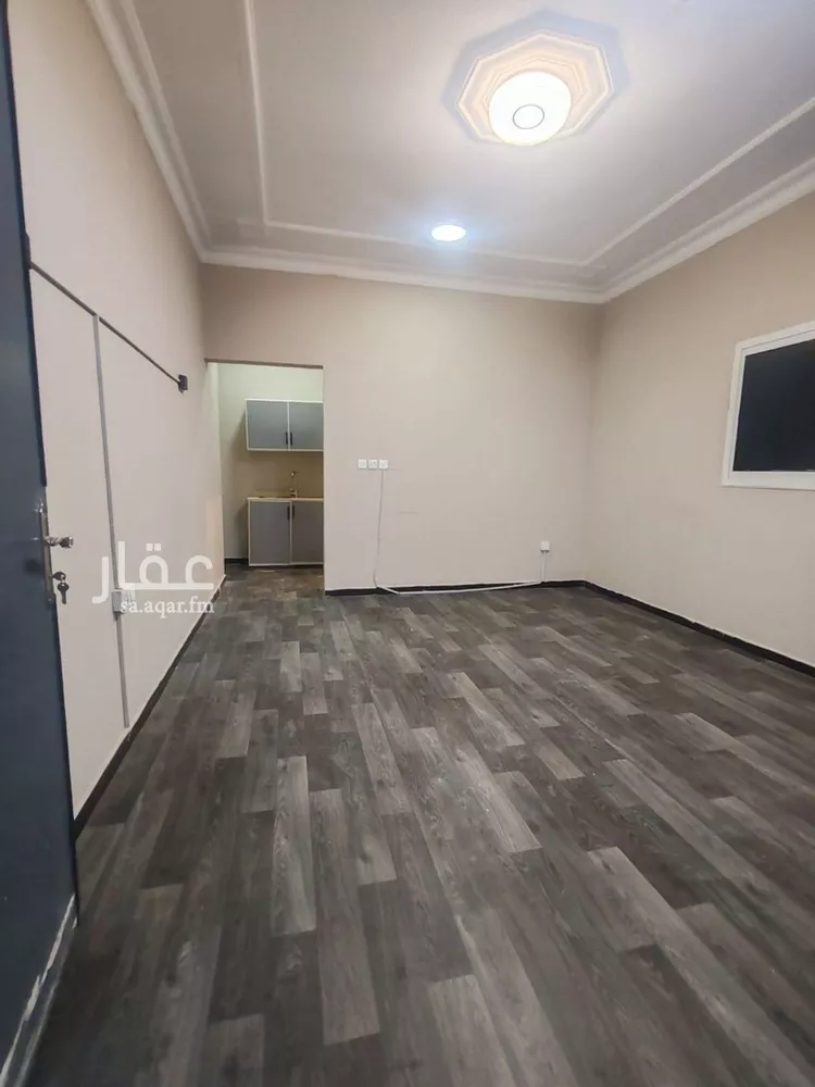 شقة للإيجار في شارع عبدالمحسن السعدون, حي المروج, مدينة الرياض, منطقة الرياض 10