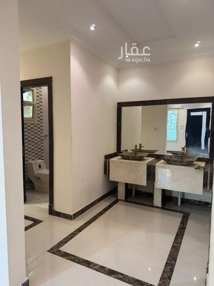 فيلا للإيجار في شارع ابن الاشعث, حي طويق, مدينة الرياض, منطقة الرياض