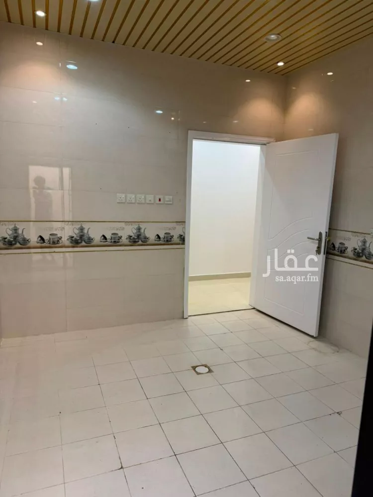 شقة للإيجار في شارع محمد بن الحسن الكرخي, حي البيان, مدينة الرياض, منطقة الرياض 6