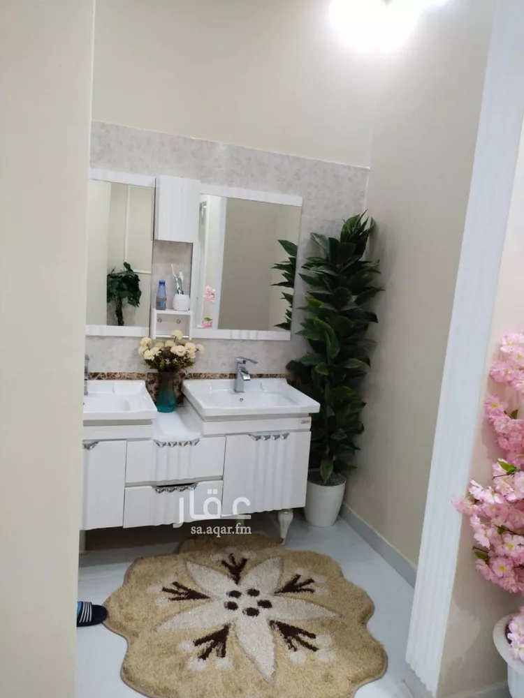 فيلا للإيجار في شارع رقم 184, حي الجنادرية, مدينة الرياض, منطقة الرياض