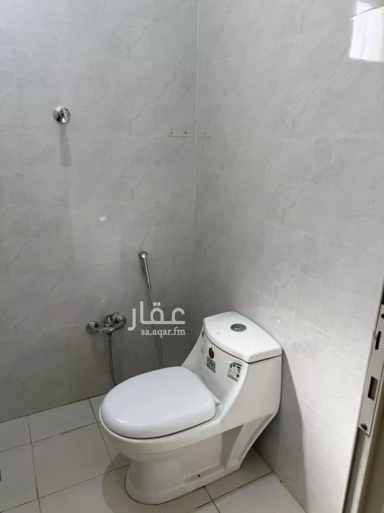 شقة للإيجار في شارع ذاكر بن الخفاف, حي بدر, مدينة الرياض, منطقة الرياض صورة 2