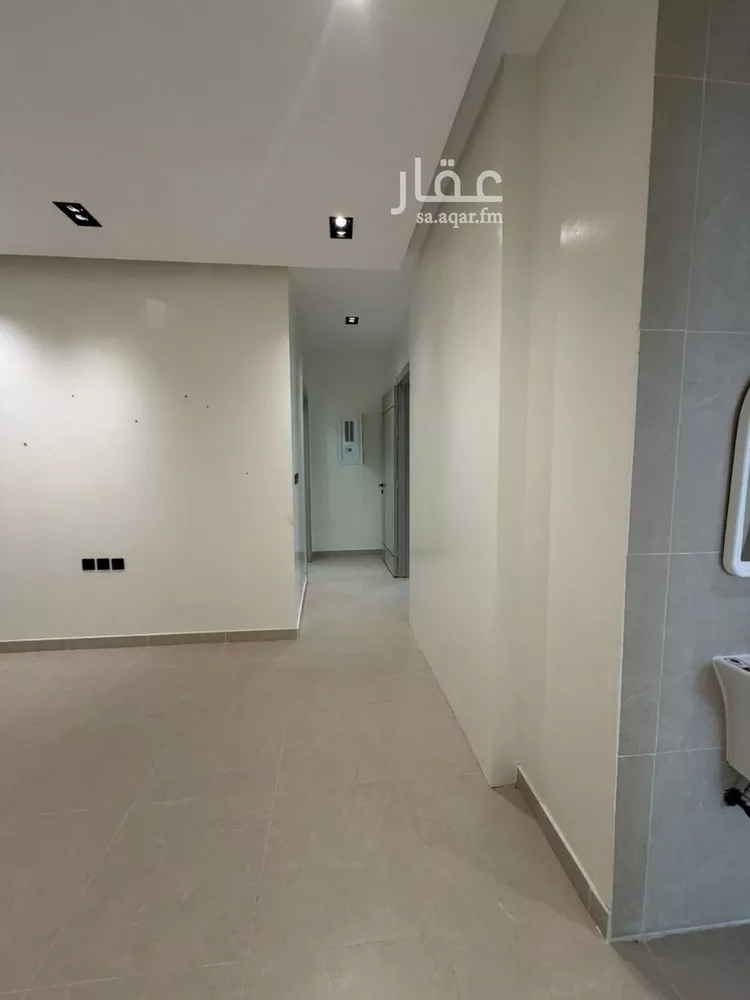 شقة للإيجار في شارع ذاكر بن الخفاف, حي بدر, مدينة الرياض, منطقة الرياض صورة 2