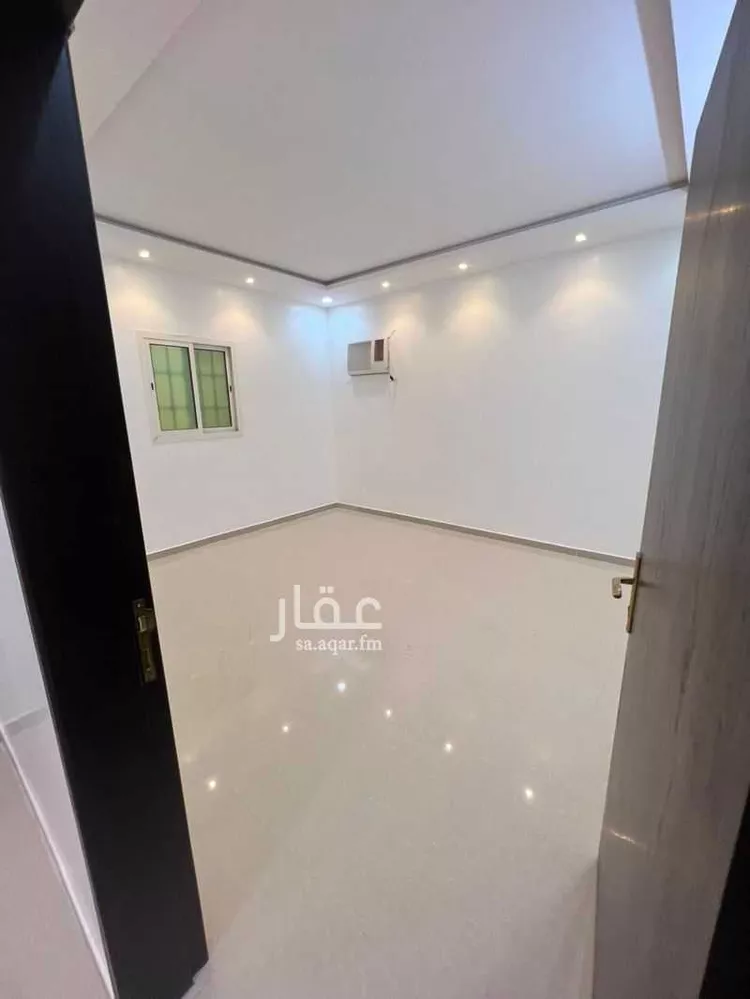 شقة للإيجار في شارع عثمان ابن سليمان, حي المهدية, مدينة الرياض, منطقة الرياض 7