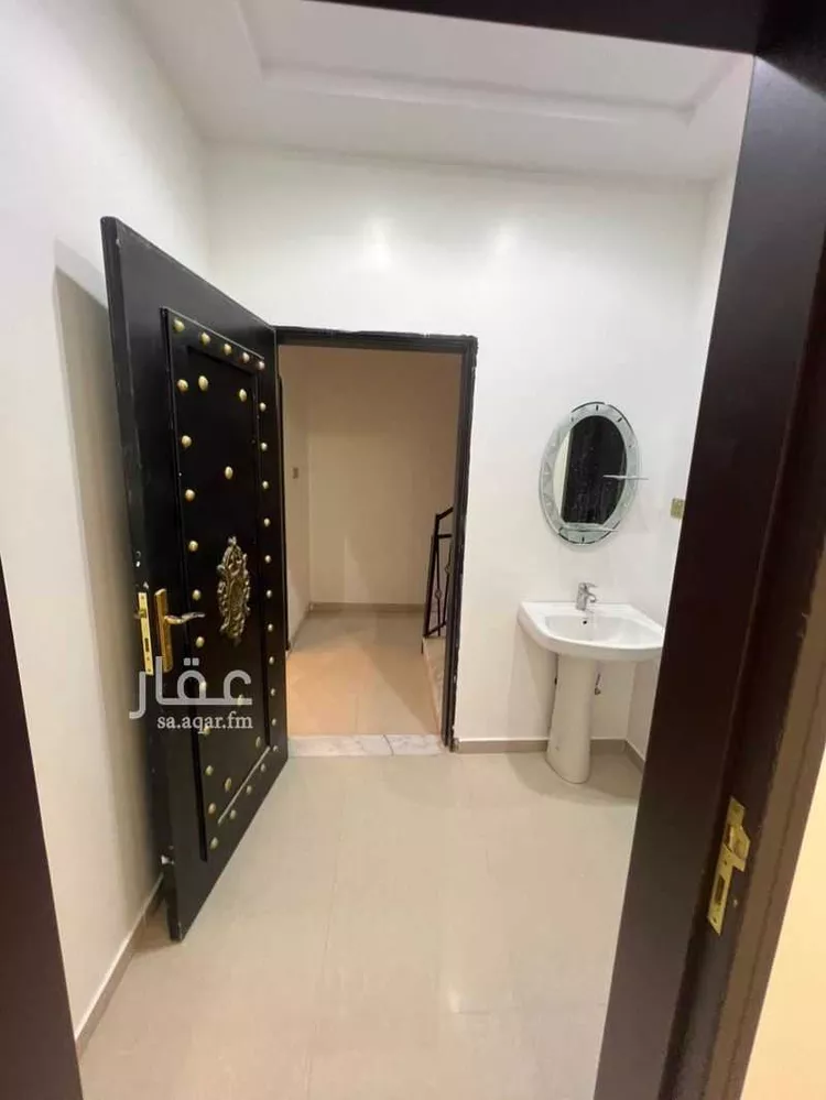 شقة للإيجار في شارع عثمان ابن سليمان, حي المهدية, مدينة الرياض, منطقة الرياض 11