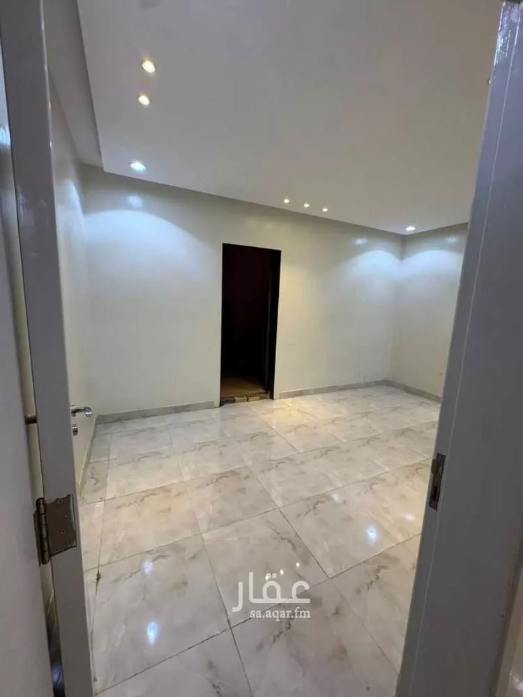 شقة للإيجار في شارع أبي عبيدة النابلسي, حي عكاظ, مدينة الرياض, منطقة الرياض 7