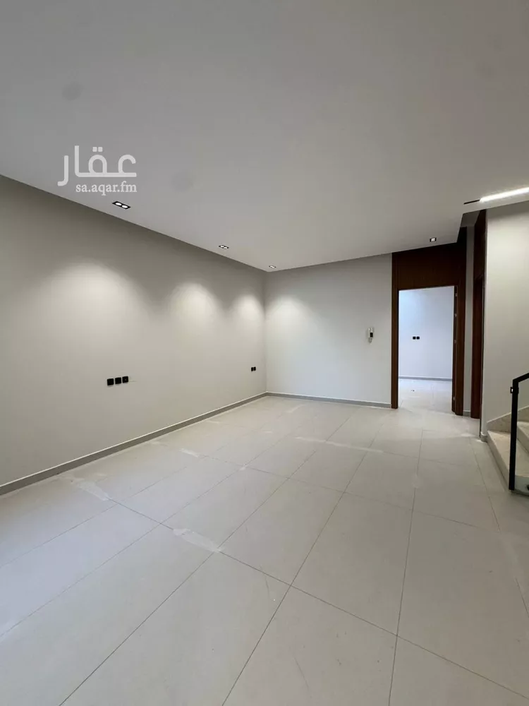 دور للبيع في شارع رقم 232, حي المونسية, مدينة الرياض, منطقة الرياض صورة 2