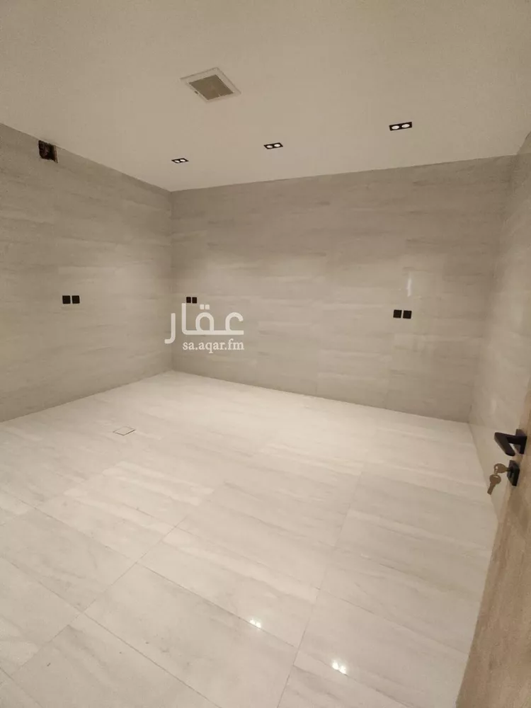 دور للبيع في شارع قاسم الأندلسي, حي الخليج, مدينة الرياض, منطقة الرياض صورة 4