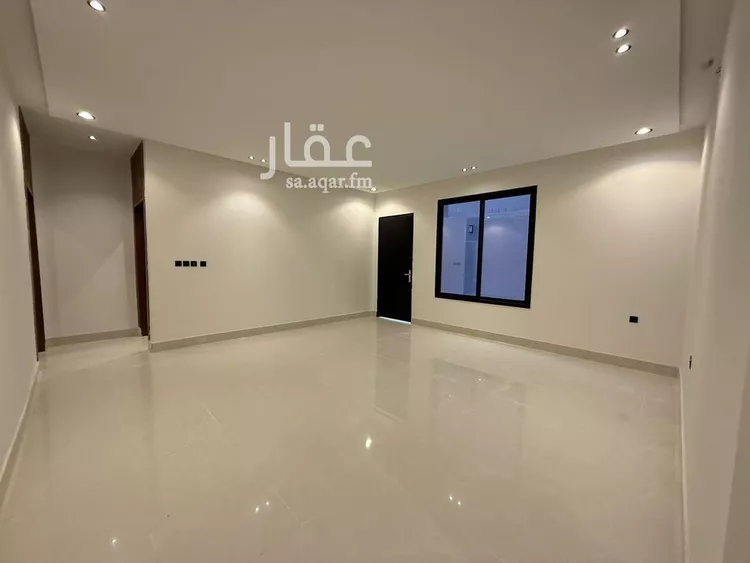 دور للبيع في شارع حمدان بن ذي النون, حي الرمال, مدينة الرياض, منطقة الرياض صورة 2