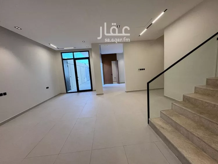 دور للبيع في شارع رقم 232, حي المونسية, مدينة الرياض, منطقة الرياض صورة 3