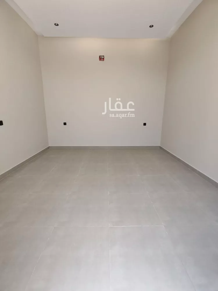 دور للبيع في شارع عبدالله الكلابي, حي الرمال, مدينة الرياض, منطقة الرياض صورة 3