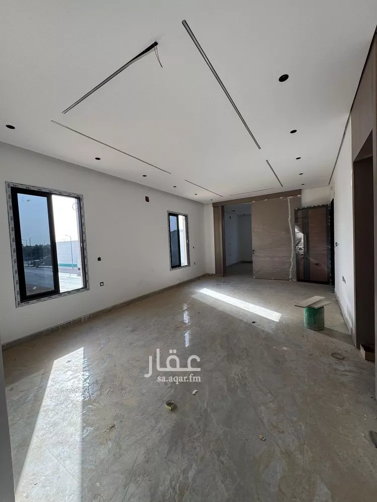 دور للبيع في شارع العوينة, حي إشبيلية, مدينة الرياض, منطقة الرياض صورة 4