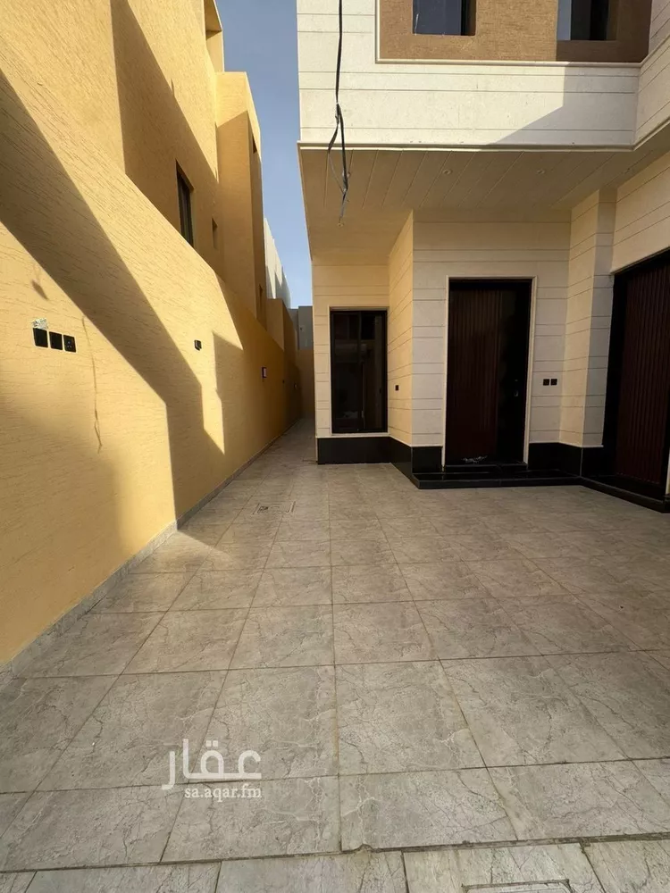 فيلا للبيع في شارع سليمان الحميضي, حي الرمال, مدينة الرياض, منطقة الرياض صورة 2
