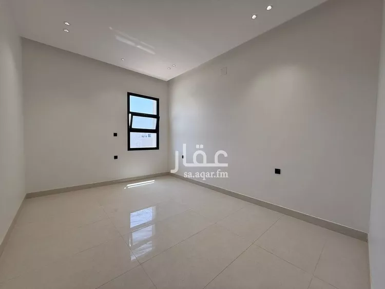 دور للبيع في شارع عبدالله الكلابي, حي الرمال, مدينة الرياض, منطقة الرياض
