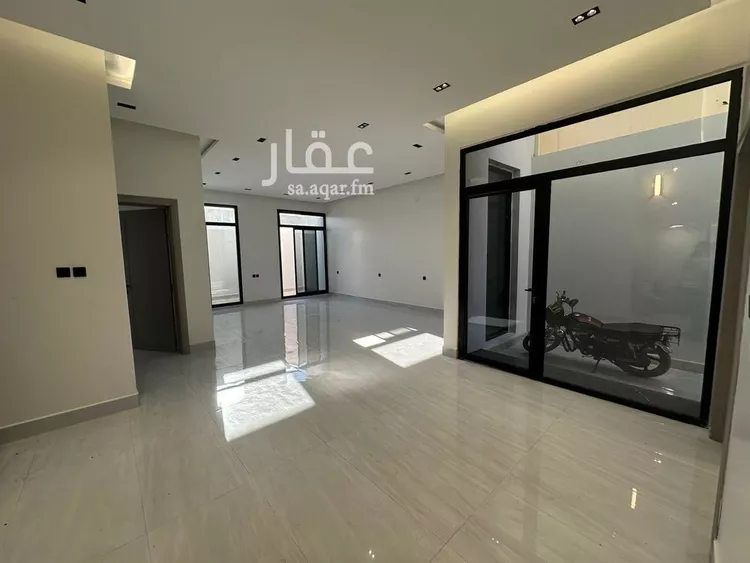 دور للبيع في شارع الكلفان, حي الرمال, مدينة الرياض, منطقة الرياض صورة 5