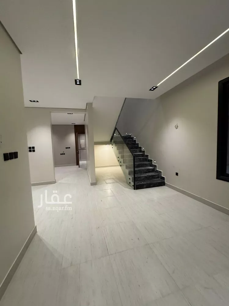 دور للبيع في شارع رقم 411, حي المونسية, مدينة الرياض, منطقة الرياض صورة 3