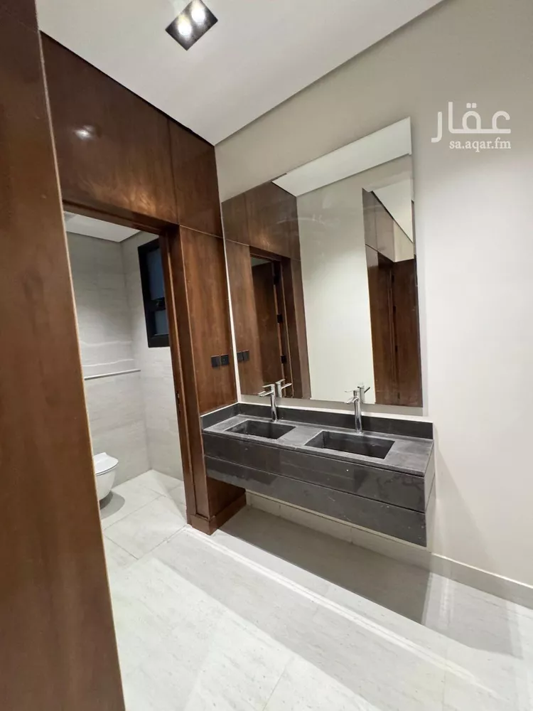 دور للبيع في شارع رقم 403, حي المونسية, مدينة الرياض, منطقة الرياض صورة 3
