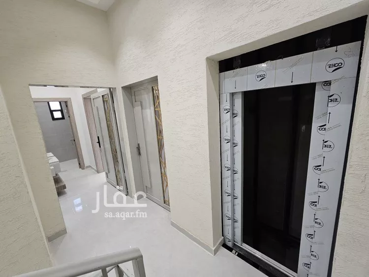دور للبيع في شارع أحمد بن داود المالكي, حي المعيزيلة, مدينة الرياض, منطقة الرياض صورة 2