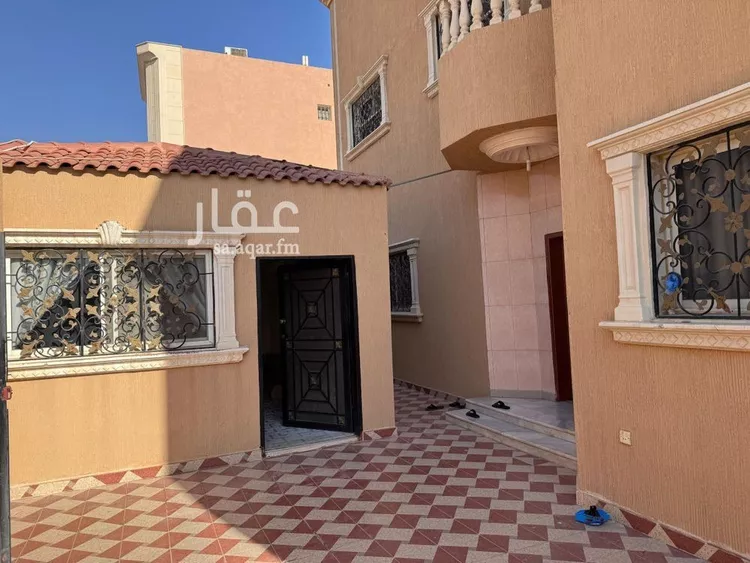 عمارة للبيع في شارع جرير, حي ظهرة لبن, مدينة الرياض, منطقة الرياض صورة 3