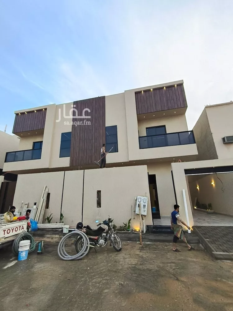 فيلا للبيع في شارع الصفوي, حي العريجاء الأوسط, مدينة الرياض, منطقة الرياض صورة 2