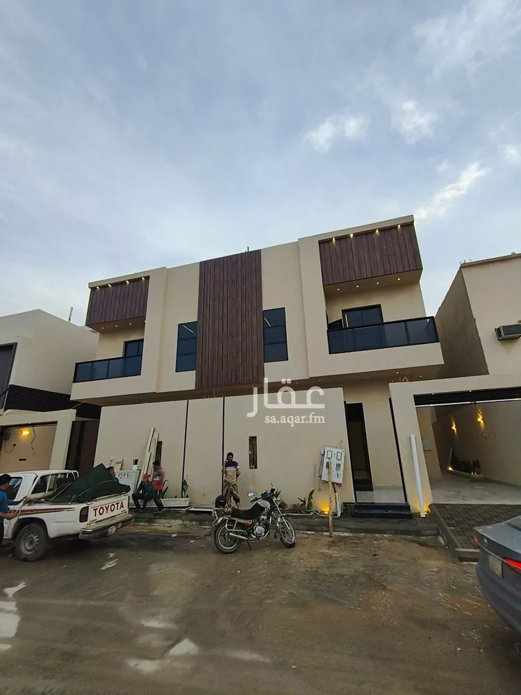 فيلا للبيع في شارع الصفوي, حي العريجاء الأوسط, مدينة الرياض, منطقة الرياض