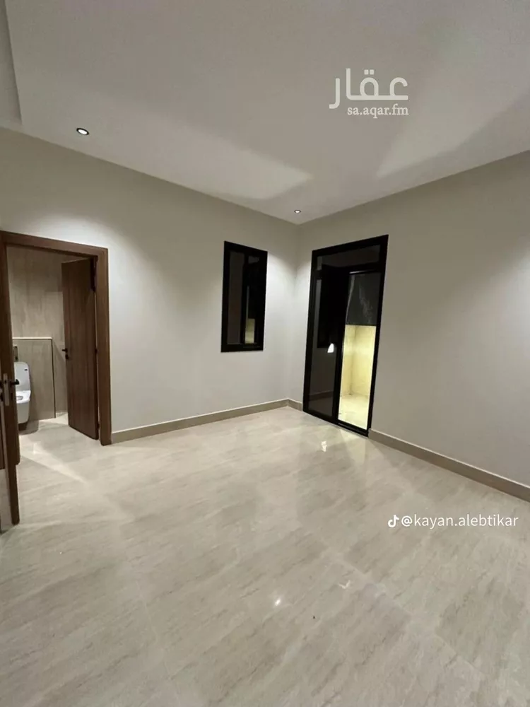 فيلا للبيع في شارع عبدالرحمن بن مرشد, حي المهدية, مدينة الرياض, منطقة الرياض صورة 2