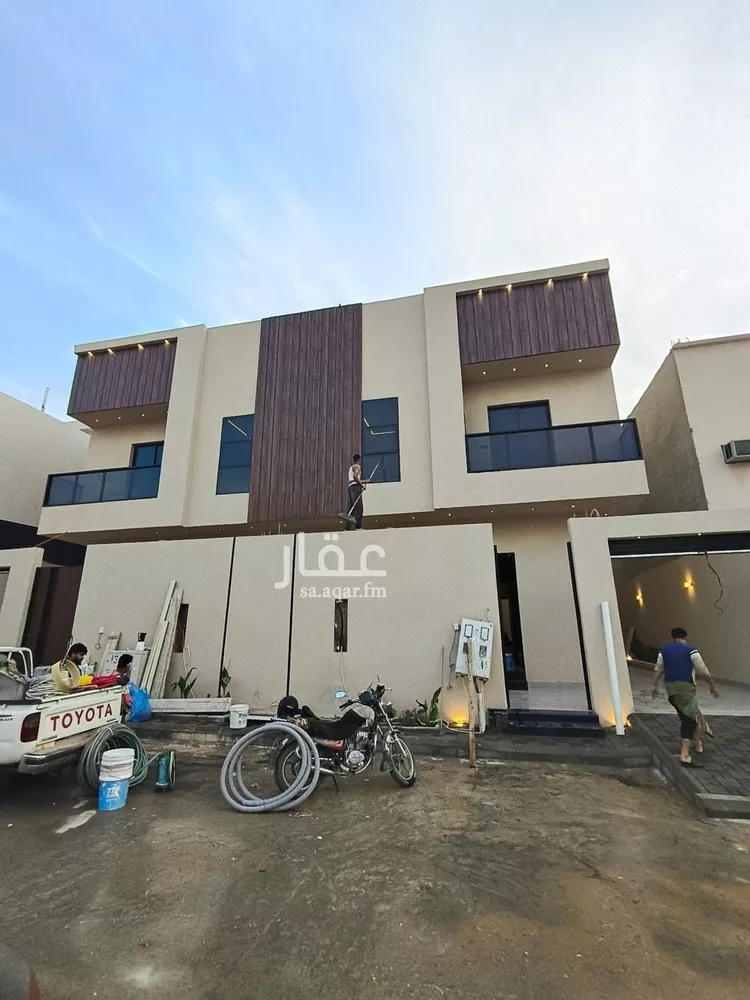 فيلا للبيع في شارع الصفوي, حي العريجاء الأوسط, مدينة الرياض, منطقة الرياض صورة 4