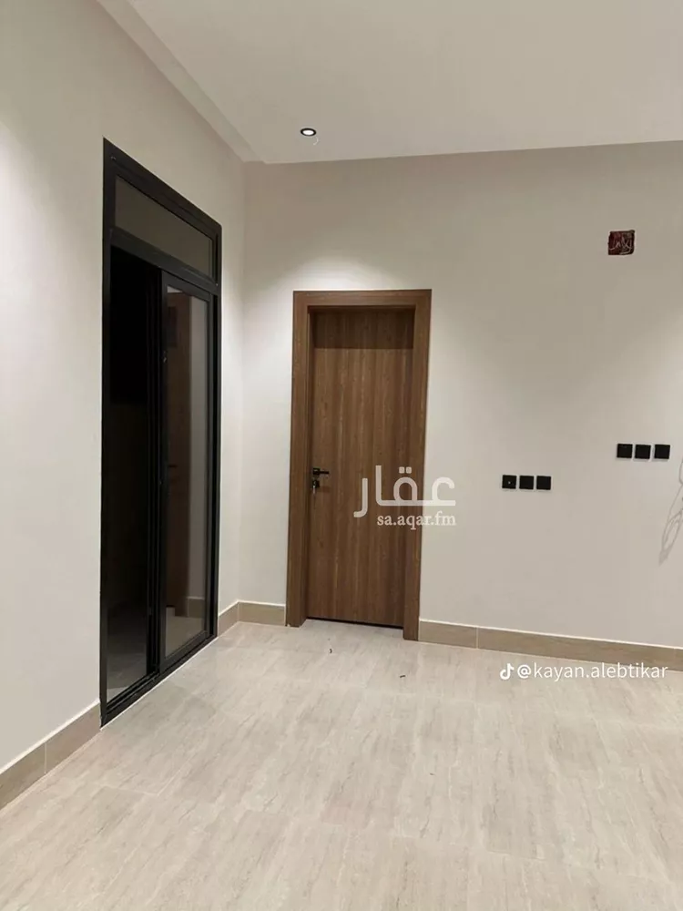 فيلا للبيع في شارع عبدالرحمن بن مرشد, حي المهدية, مدينة الرياض, منطقة الرياض صورة 3