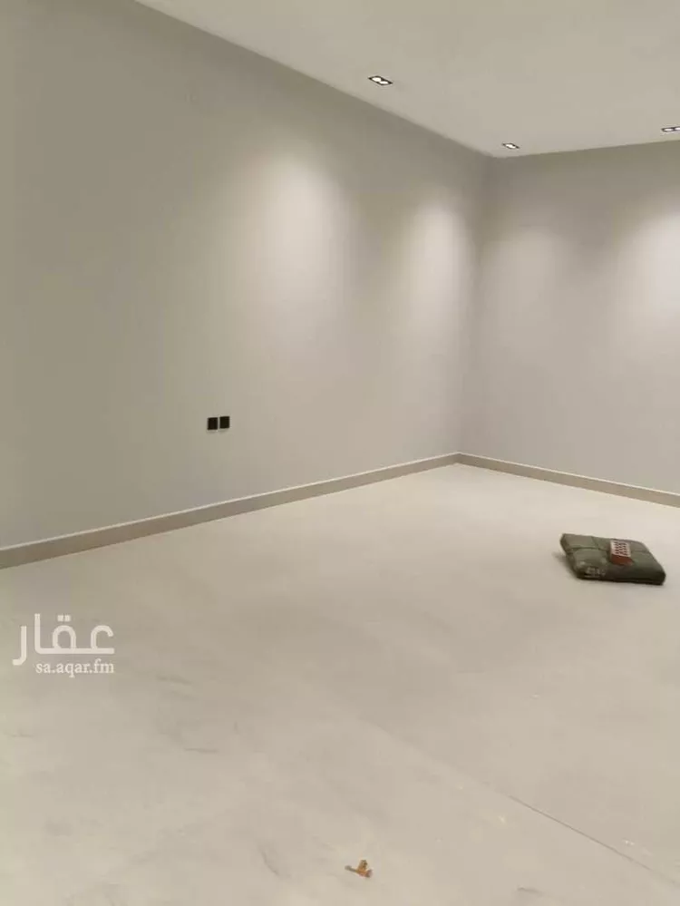 دور للبيع في شارع سما عكاظ, حي عكاظ, مدينة الرياض, منطقة الرياض صورة 5