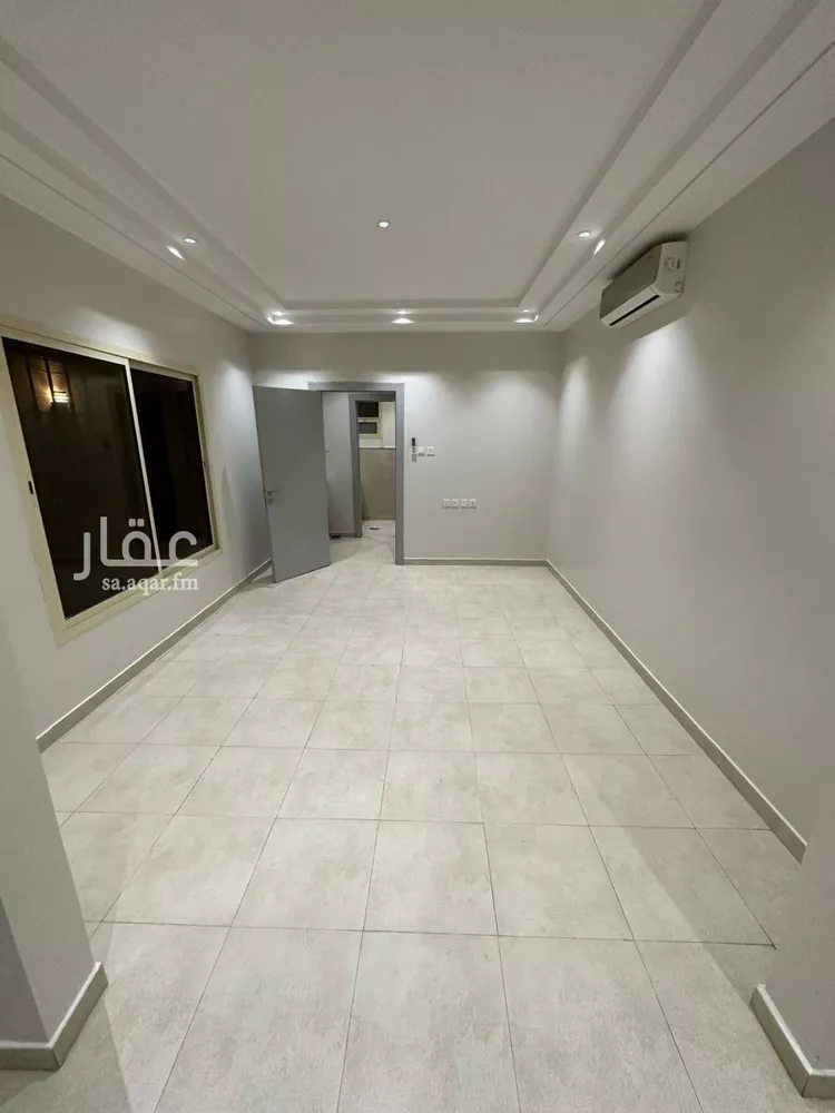 فيلا للإيجار في شارع رقم 22, حي الياسمين, مدينة الرياض, منطقة الرياض صورة 2