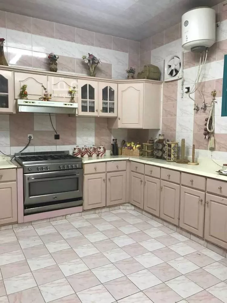 فيلا للبيع في شارع أميمة بنت الخطاب, حي الأفق, مدينة بريدة, منطقة القصيم صورة 4