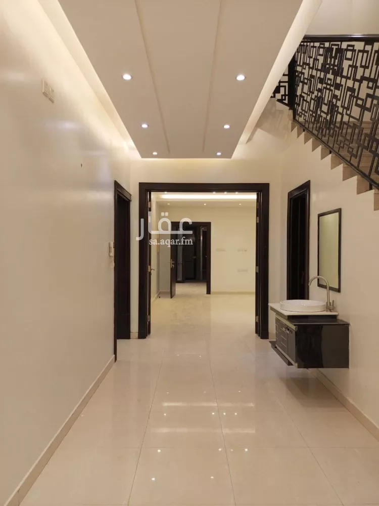 فيلا للبيع في شارع عبدالباسط بن خليل, حي النرجس, مدينة الرياض, منطقة الرياض صورة 5
