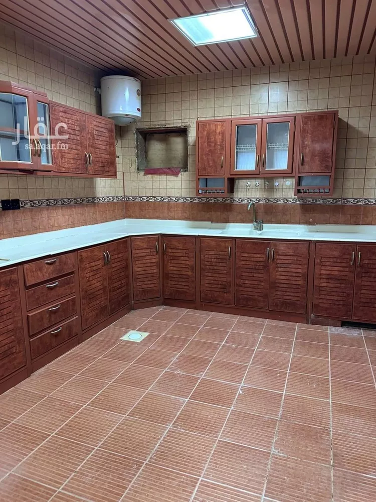 شقة للإيجار في شارع ابي بكر القباني, حي إشبيلية, مدينة الرياض, منطقة الرياض