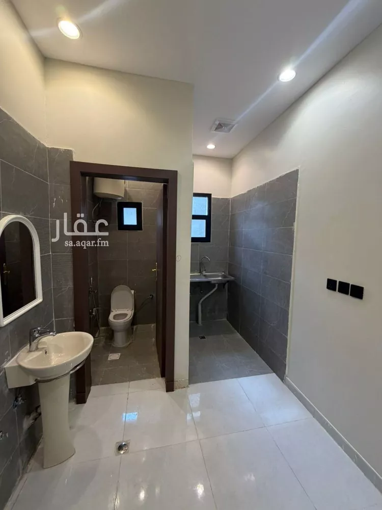 شقة للإيجار في شارع عائشة بنت الخفاف, حي بدر, مدينة الرياض, منطقة الرياض صورة 2