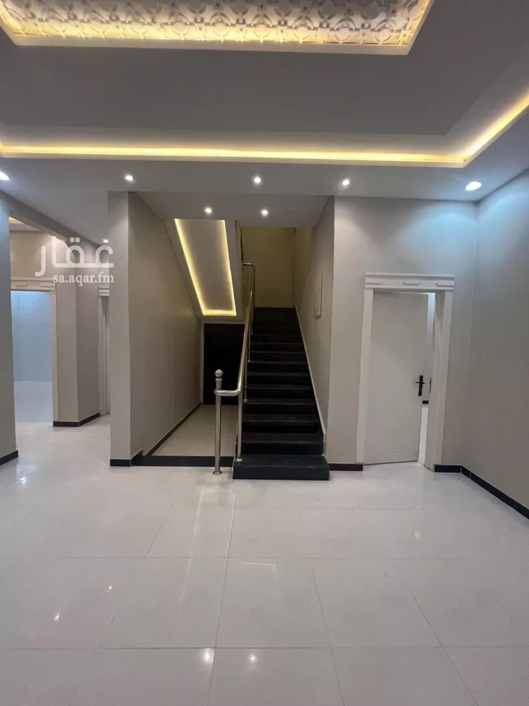 فيلا للإيجار في شارع إسحاق القيني, حي بدر, مدينة الرياض, منطقة الرياض صورة 3