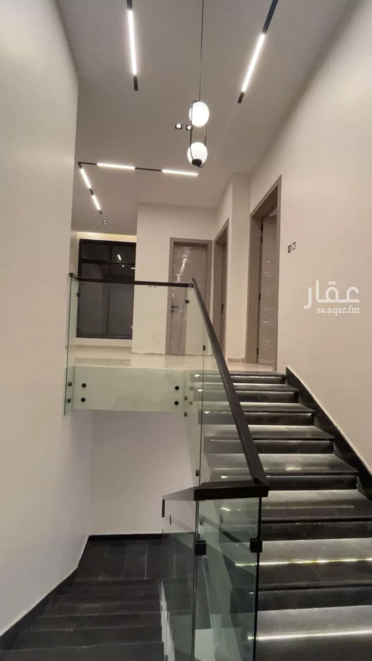 فيلا للبيع في شارع علي بن السخاوي, حي الرمال, مدينة الرياض, منطقة الرياض صورة 2
