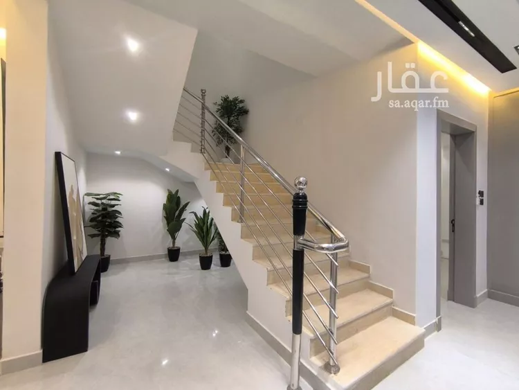 دور للبيع في شارع مصطفى عبدالرزاق, حي طيبة, مدينة الرياض, منطقة الرياض صورة 4