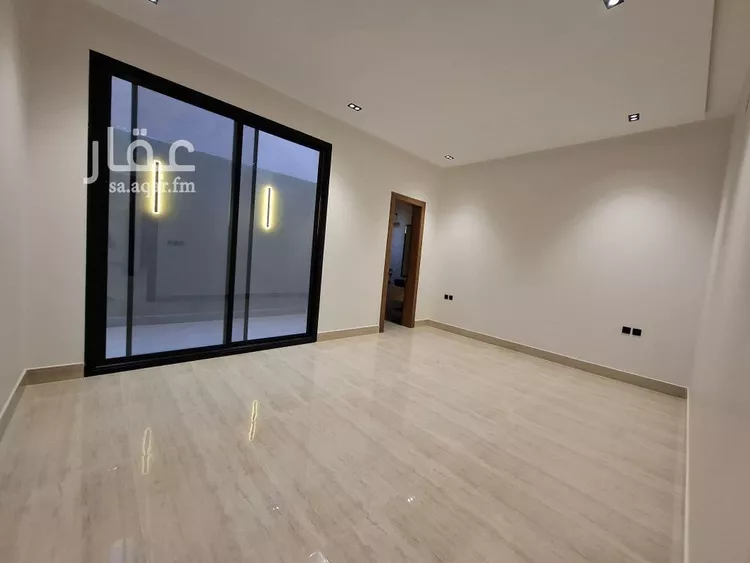 دور للبيع في شارع ابن المنذر, حي عكاظ, مدينة الرياض, منطقة الرياض صورة 3